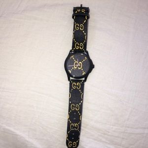 Gucci ghost watch